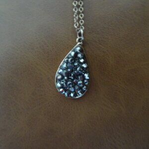 *FREE WITH PURCHASE* womens brand new necklace